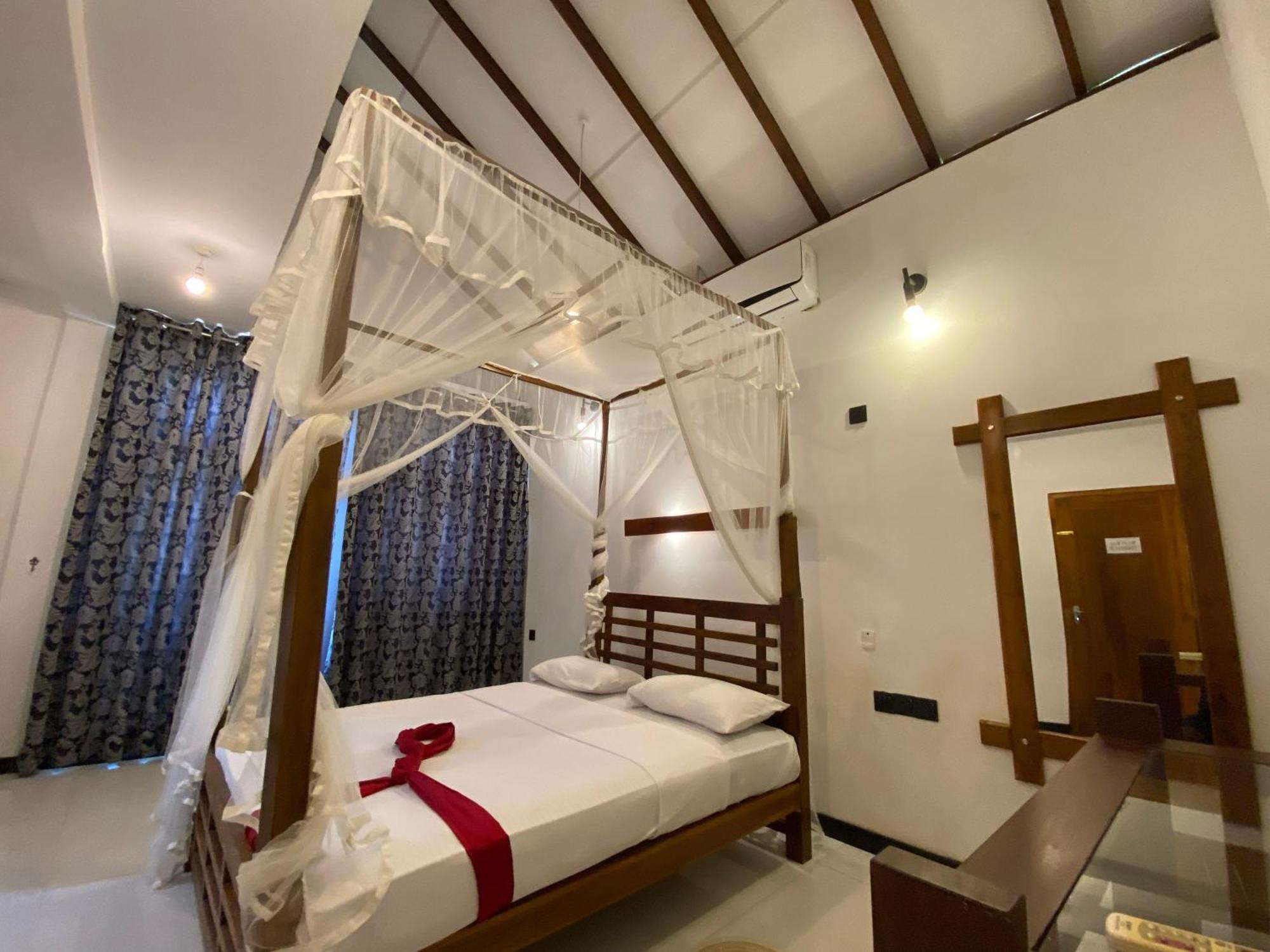 Sigiri Holiday Bungalow Sigiriya Exteriör bild